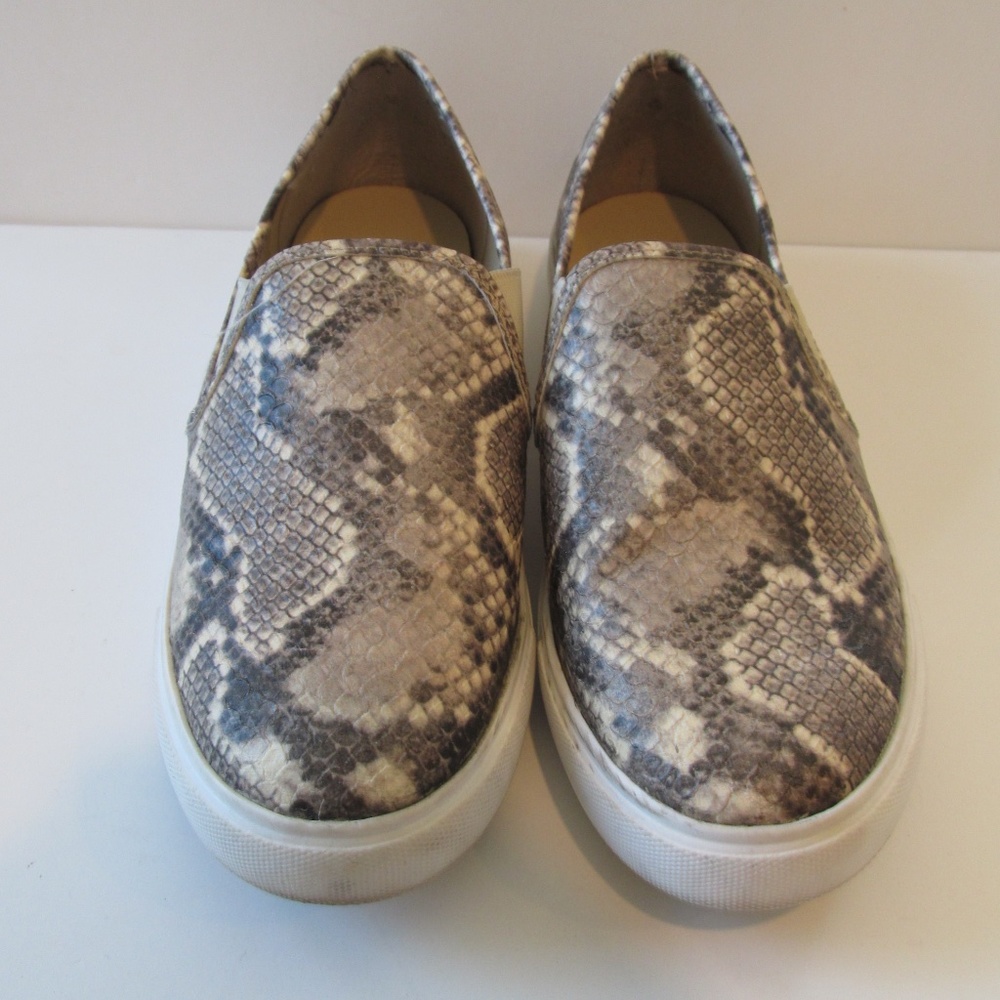 Steve Madden Faux Snake Skin Slip On Casual Deck Loafer Fashion Skater Shoes 8.5